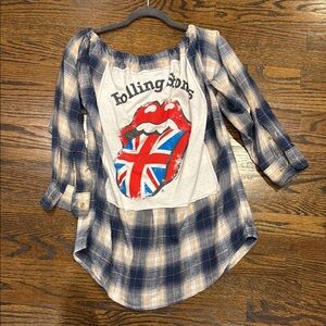 Plaid Off-Shoulder Blouse